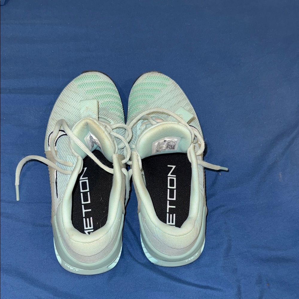 Women's Nike metcon Shoes in Light Mint
